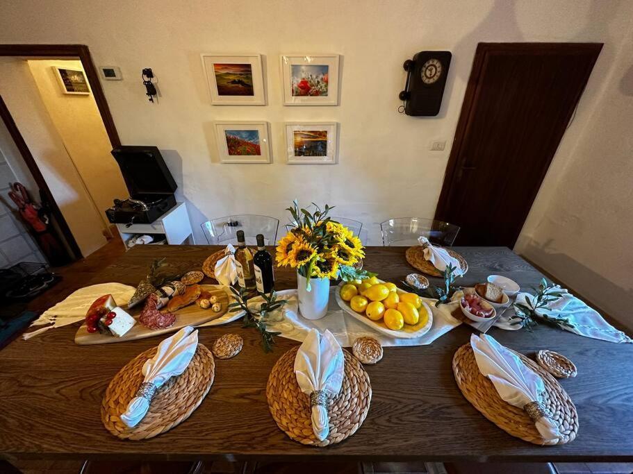Lovely 2 Bedroom In San Gimignano Historic Center 외부 사진