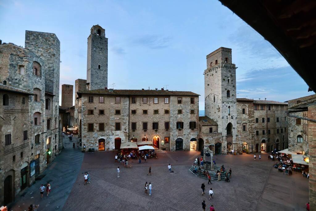 Lovely 2 Bedroom In San Gimignano Historic Center 외부 사진