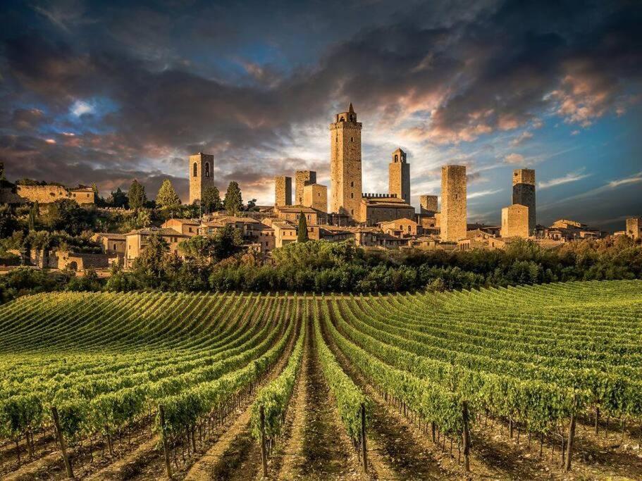 Lovely 2 Bedroom In San Gimignano Historic Center 외부 사진