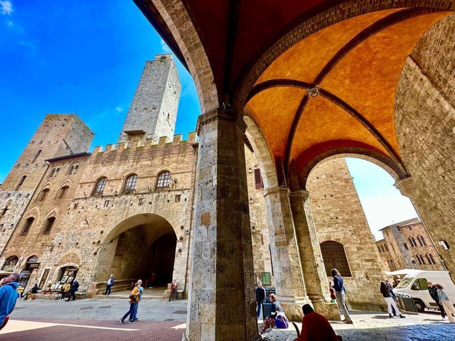 Lovely 2 Bedroom In San Gimignano Historic Center 외부 사진