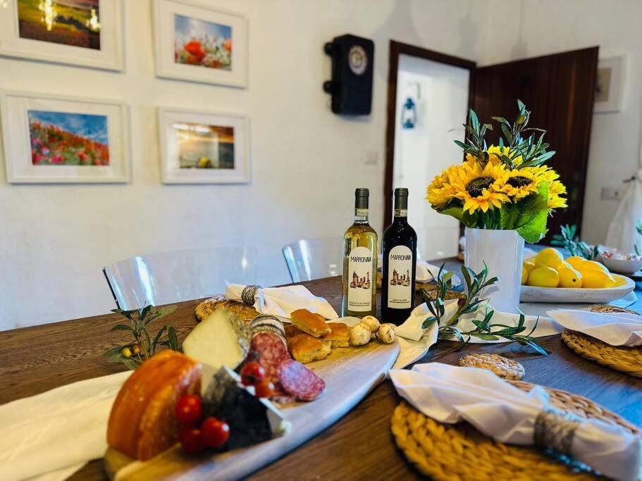 Lovely 2 Bedroom In San Gimignano Historic Center 외부 사진
