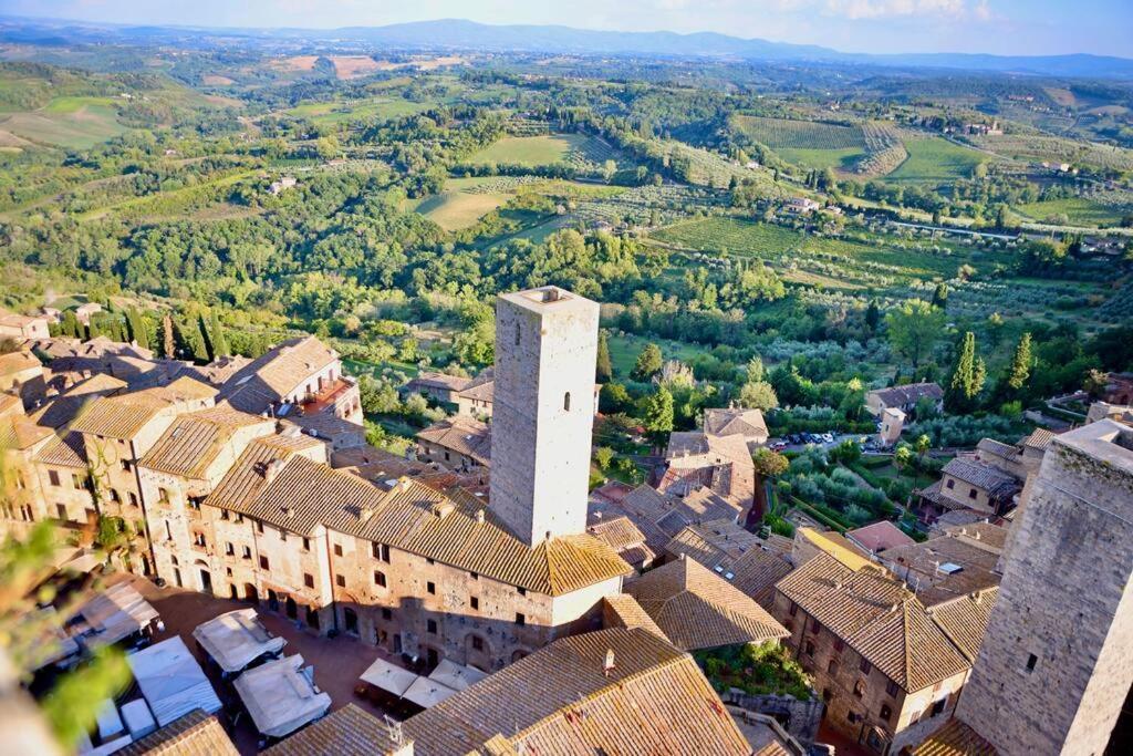 Lovely 2 Bedroom In San Gimignano Historic Center 외부 사진