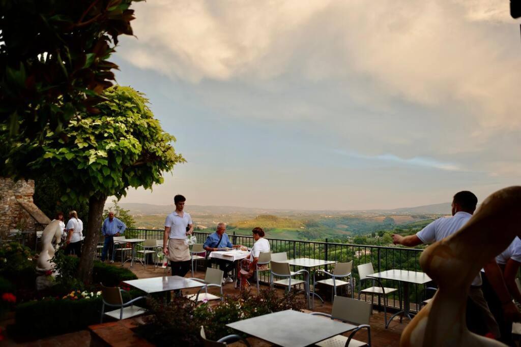 Lovely 2 Bedroom In San Gimignano Historic Center 외부 사진