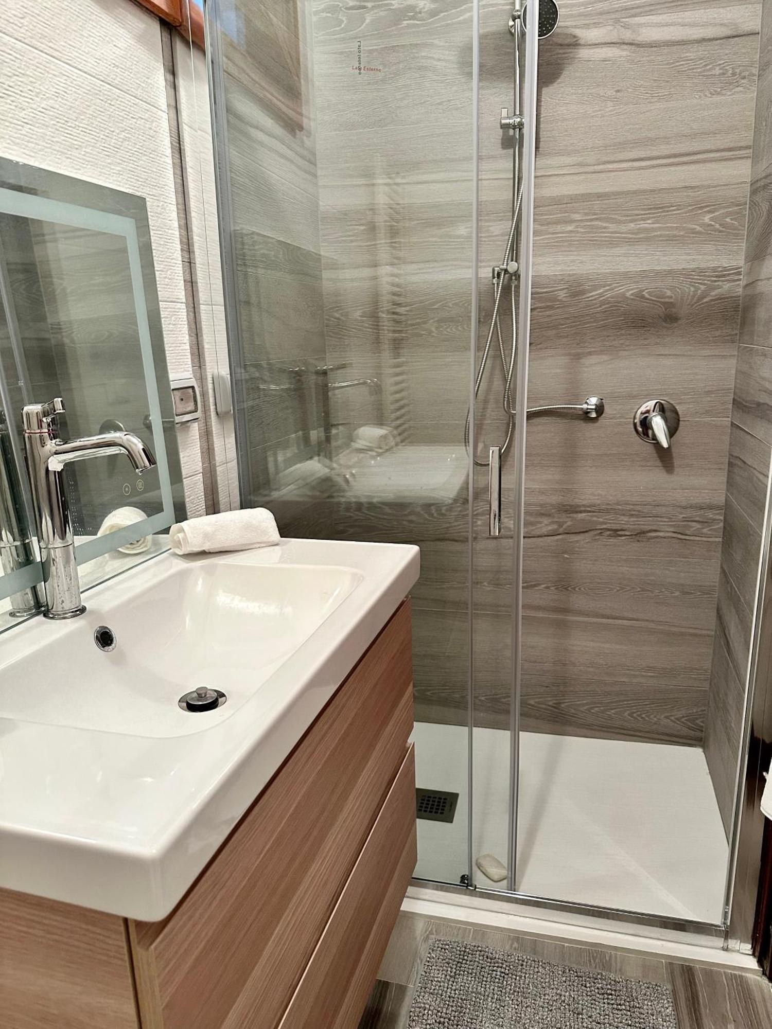 Lovely 2 Bedroom In San Gimignano Historic Center 외부 사진